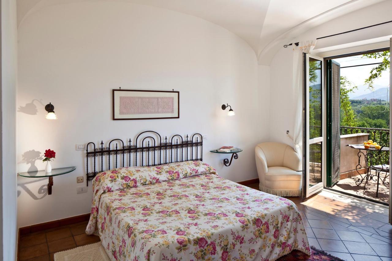 Hotel Villa Rizzo Resort And Spa San Cipriano Picentino Chambre photo